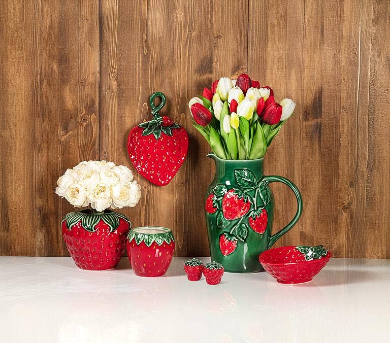 Strawberry & Leaf S&P-2.5"H