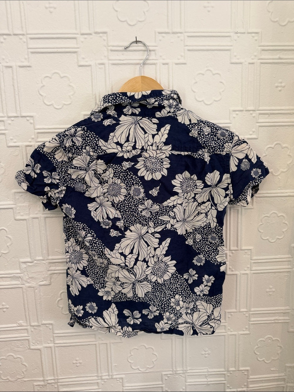 Crewcuts J.Crew Boys Navy White Floral Short Sleeve Button Up Shirt