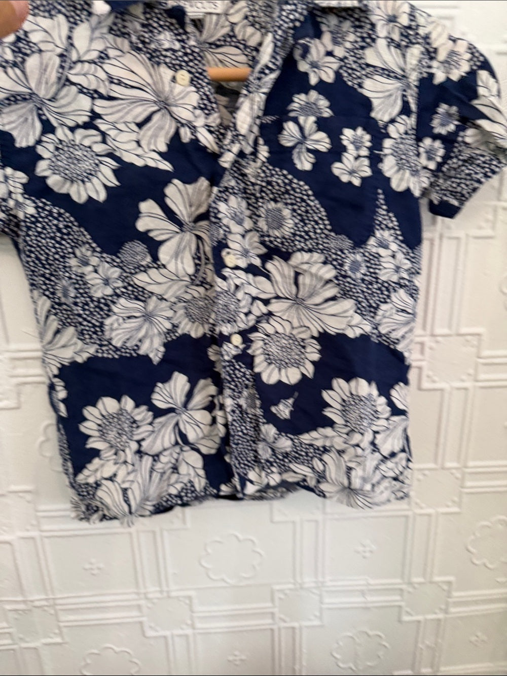 Crewcuts J.Crew Boys Navy White Floral Short Sleeve Button Up Shirt