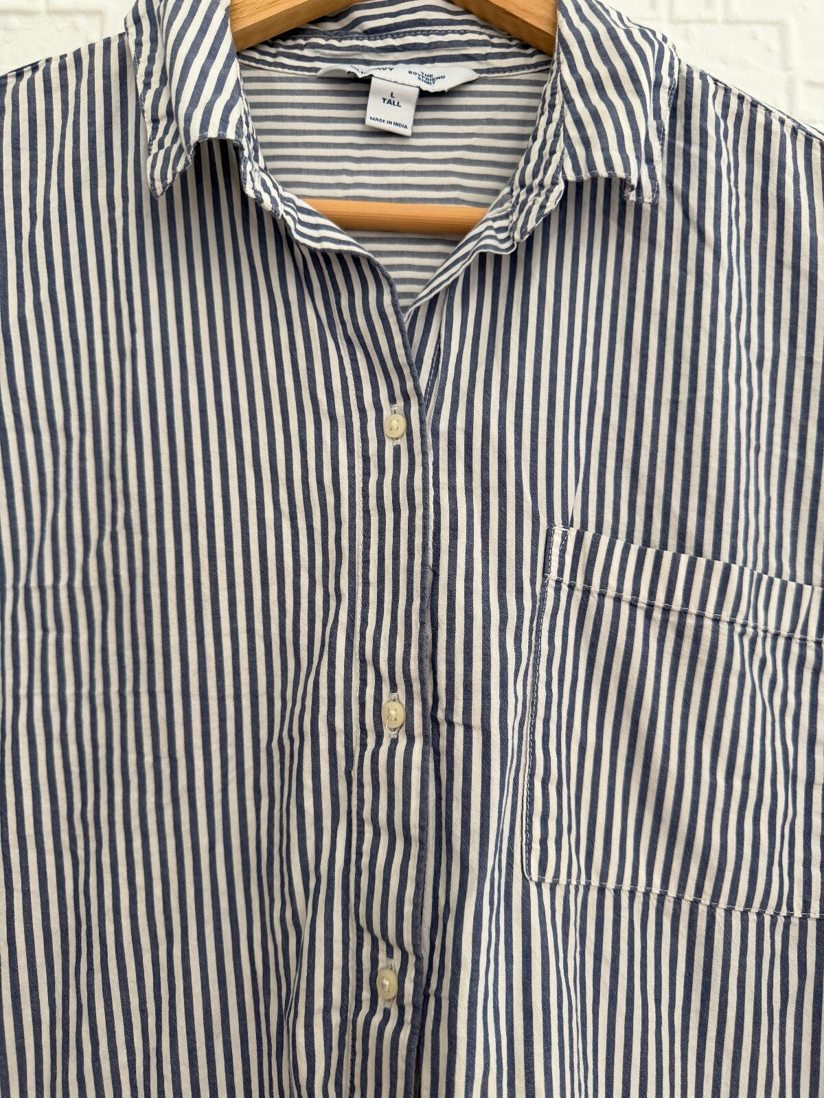 Old Navy The Boyfriend Shirt Blue White Striped Button Down L Tall Cotton