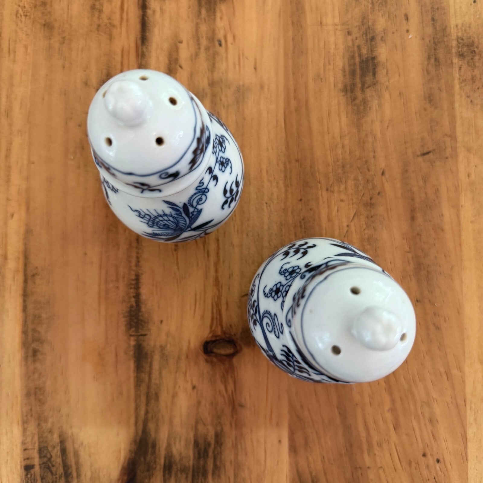 Vintage Blue Danube Fine China - Salt & Pepper Shakers (Blue Onion)