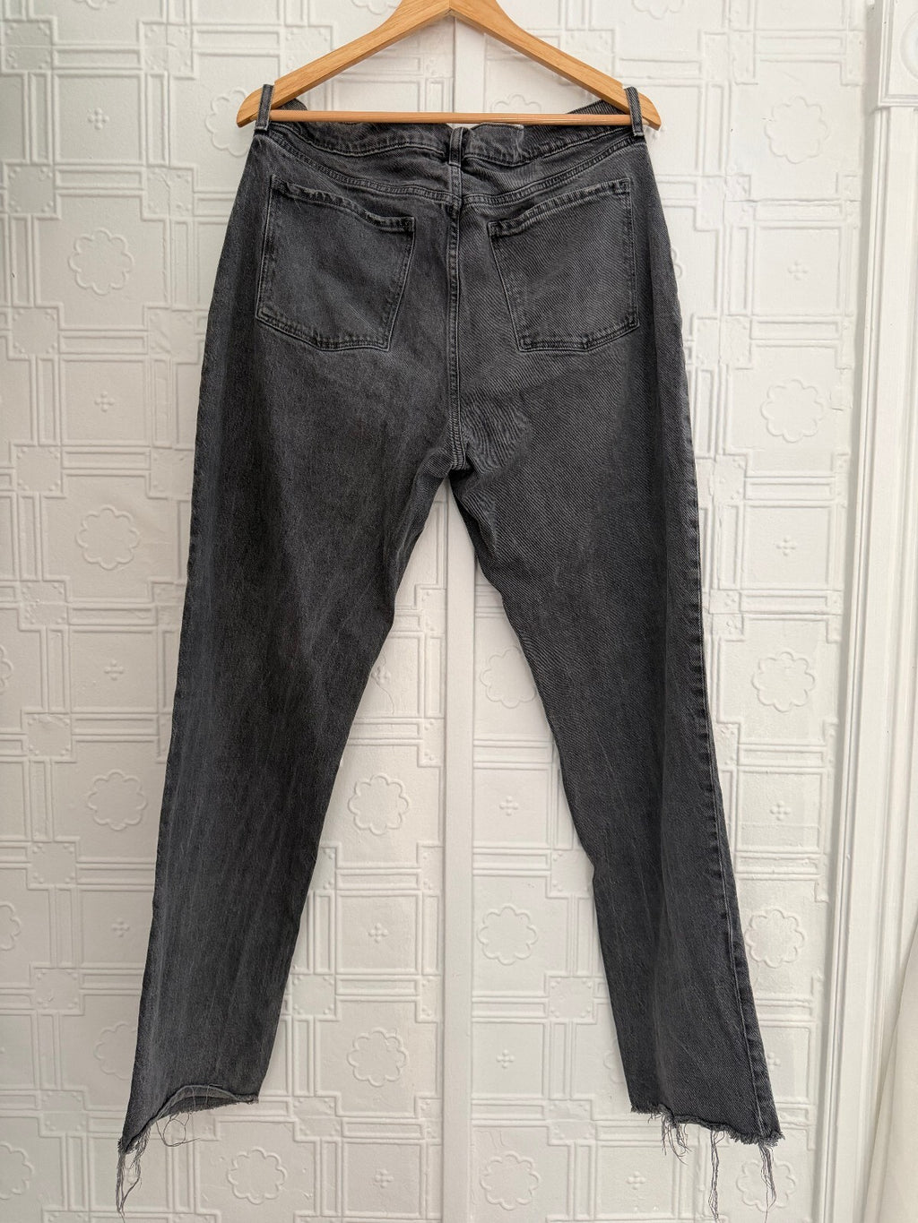 Old Navy High-Rise Slouchy Straight Jeans Grey 14 Tall Raw Hem Button Fly