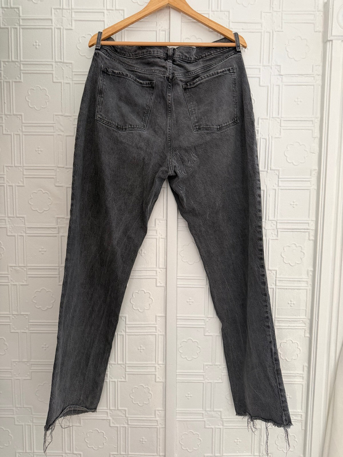 Old Navy High-Rise Slouchy Straight Jeans Grey 14 Tall Raw Hem Button Fly