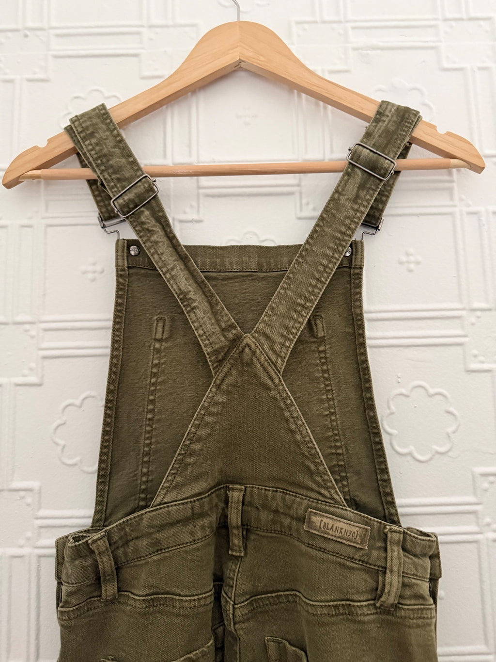 BLANKNYC Apple Jack Skinny Denim Overalls Olive Green Size 26
