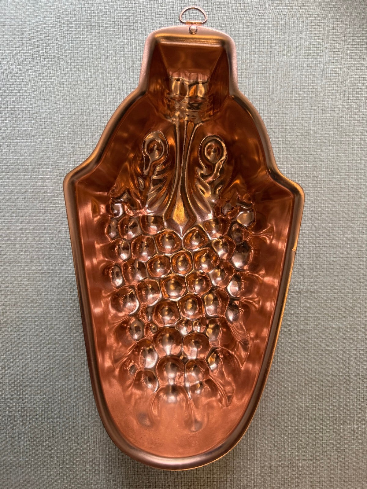 Vintage Copper Grape Cluster Mold - Wall Hanging Kitchen Decor