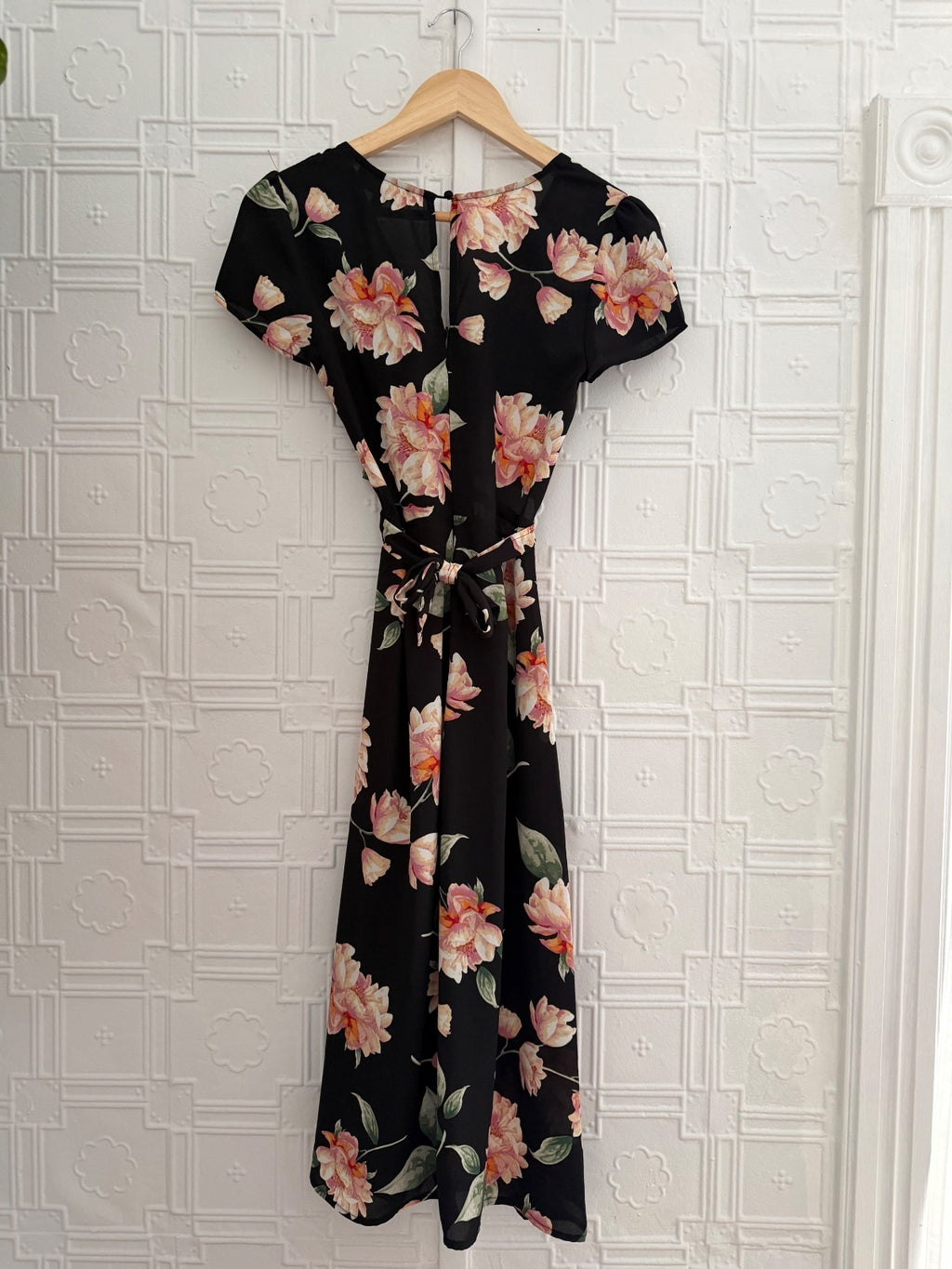 Lulus Aliso Black Floral Cutout Midi Dress XS
