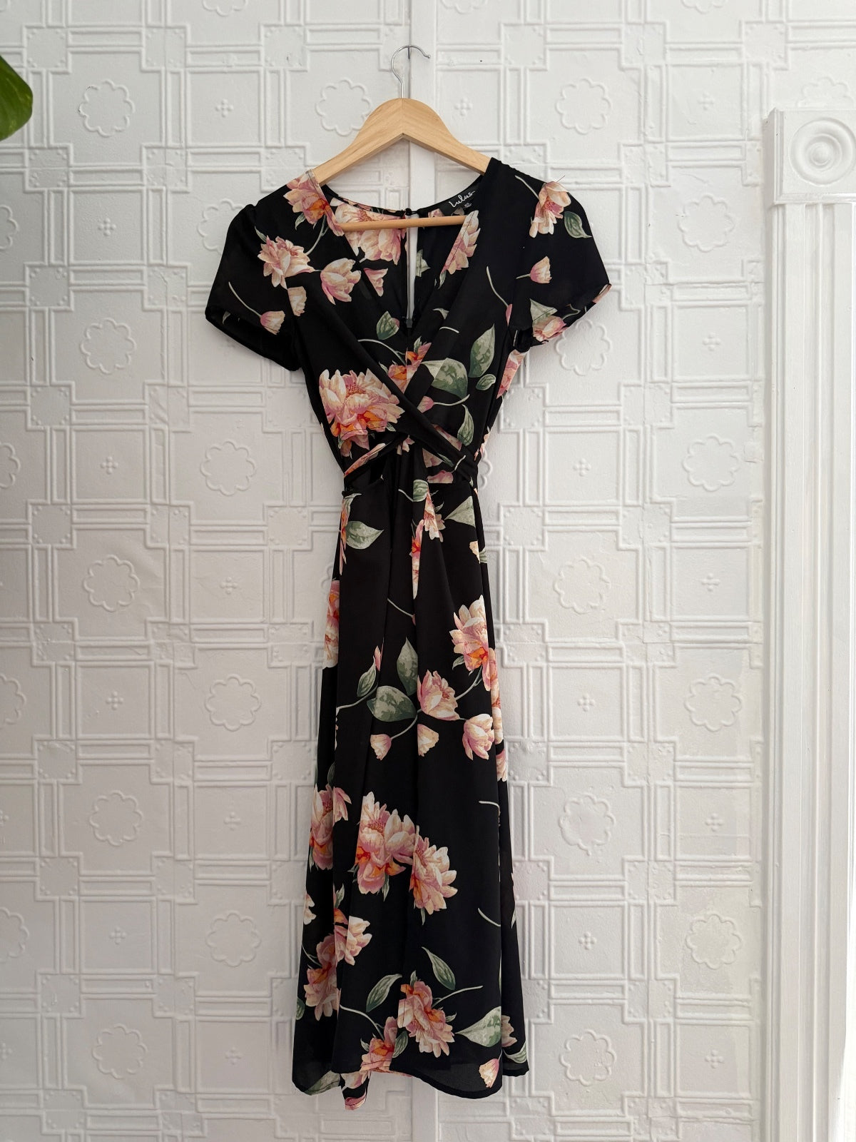 Lulus Aliso Black Floral Cutout Midi Dress XS