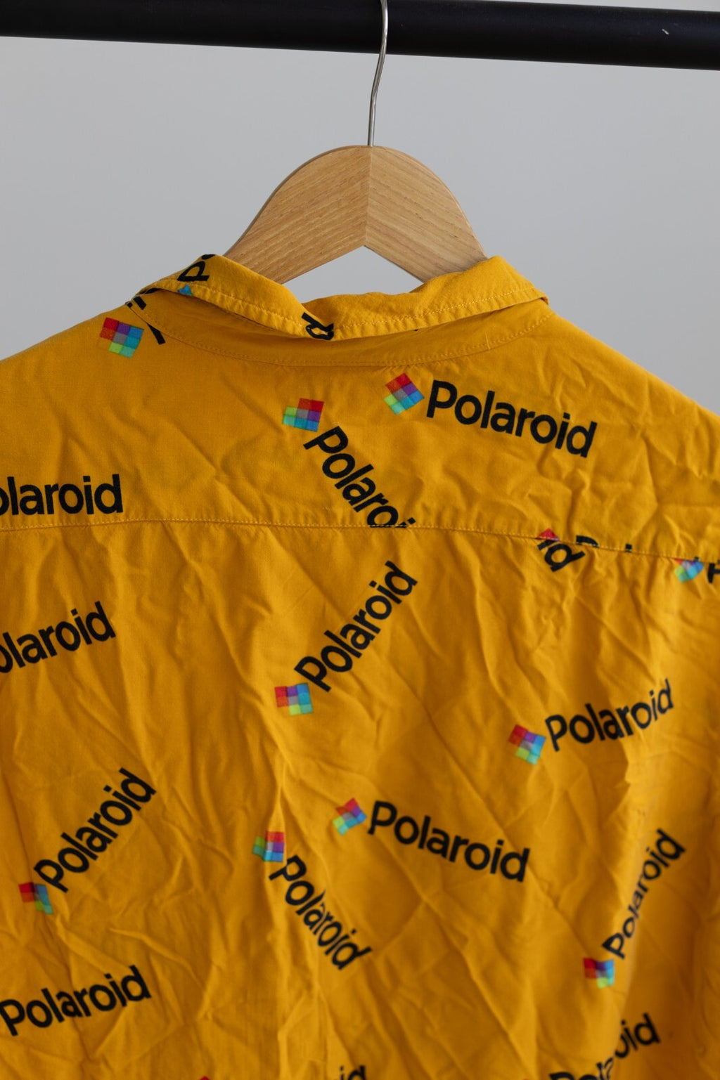 Polaroid Mens Large Yellow All Over Logo Short Sleeve Button Down Shirt Retro