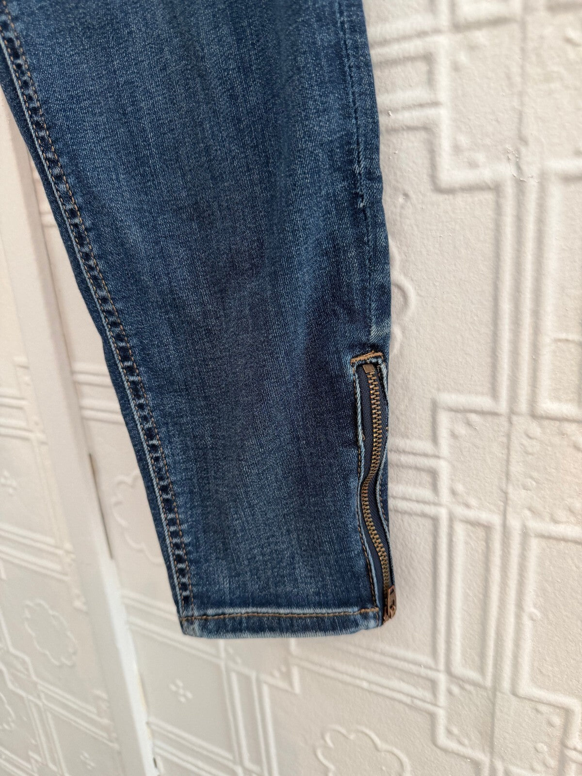 Broden Skinny Blue Denim Jeans with Ankle Zippers Size 8L