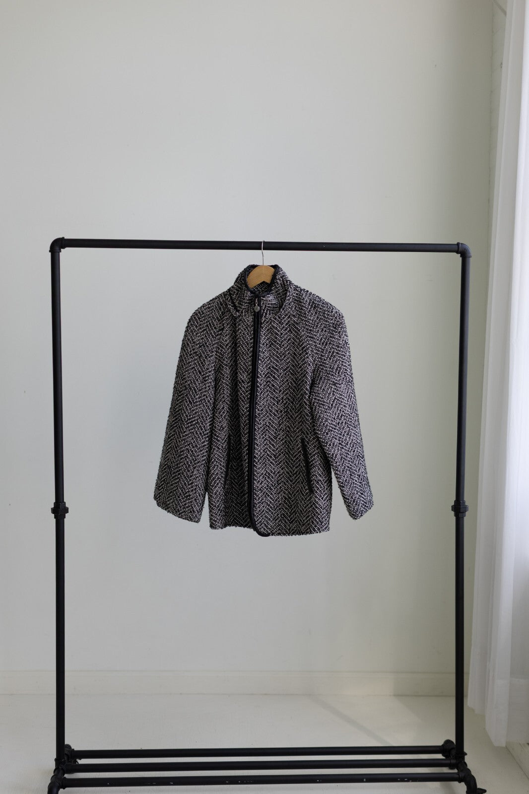 Betsey Johnson Black & White Tweed Herringbone Jacket Faux Leather Trim M