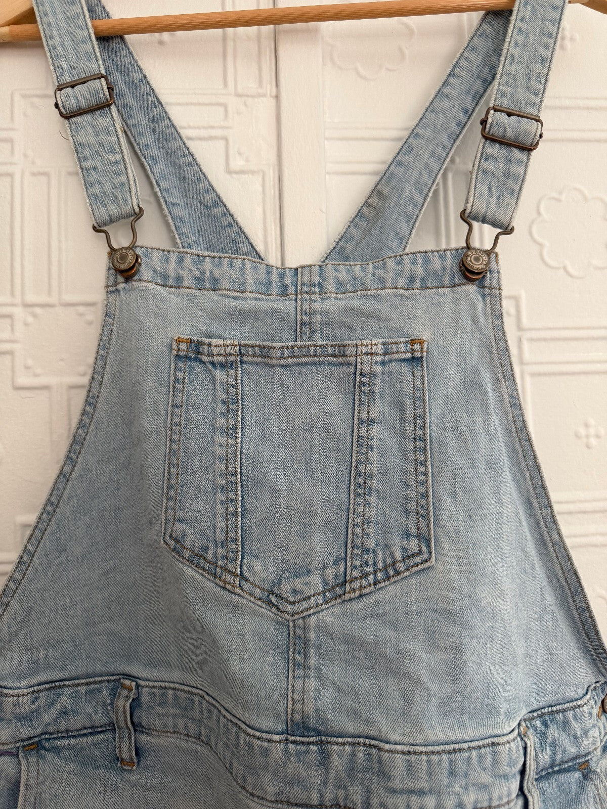 Old Navy Denim Shorteralls ME Marina Light Wash Distressed Jean Overalls XL