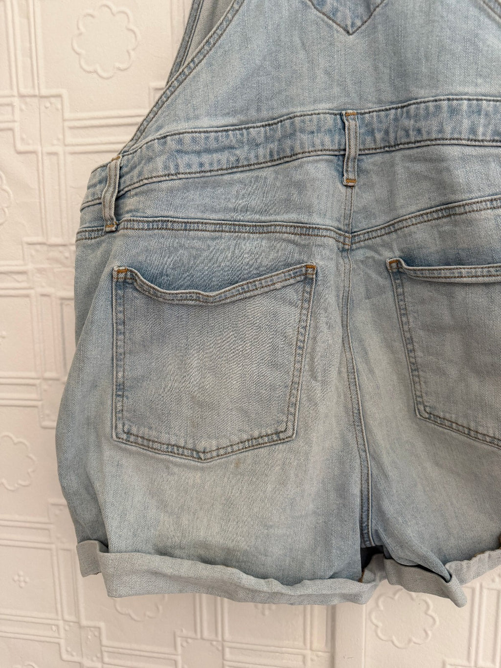 Old Navy Denim Shorteralls ME Marina Light Wash Distressed Jean Overalls XL