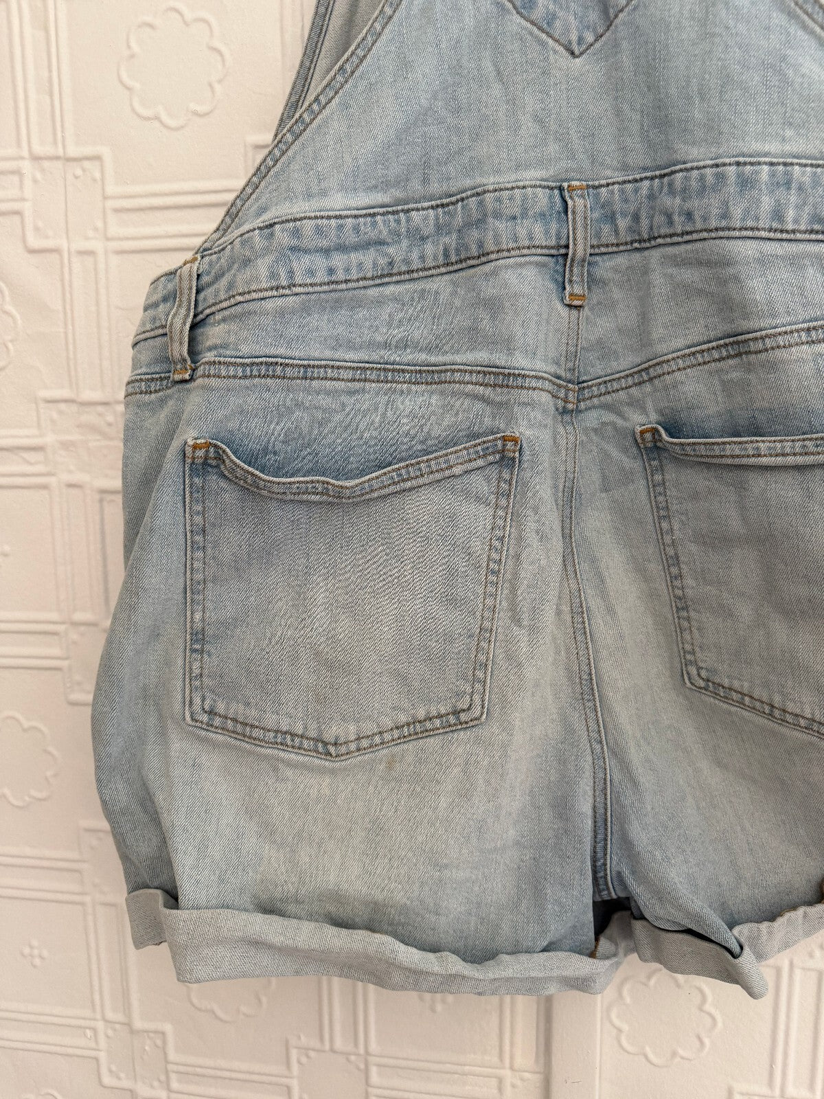 Old Navy Denim Shorteralls ME Marina Light Wash Distressed Jean Overalls XL