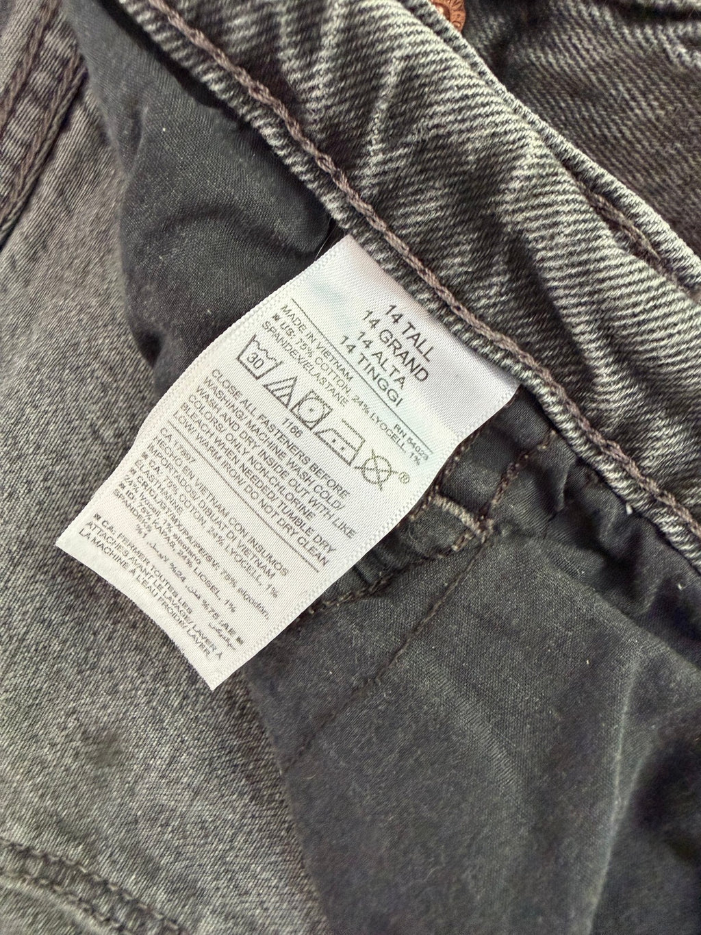 Old Navy High-Rise Slouchy Straight Jeans Grey 14 Tall Raw Hem Button Fly