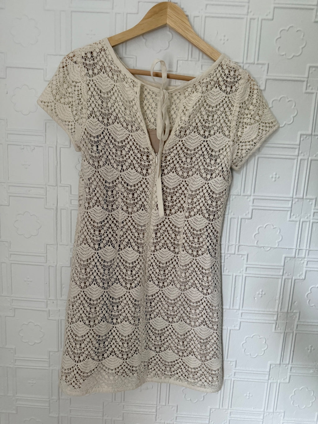 LOFT Cream Crochet Lace Short Sleeve Mini Dress Size 4 Lined Tie Back
