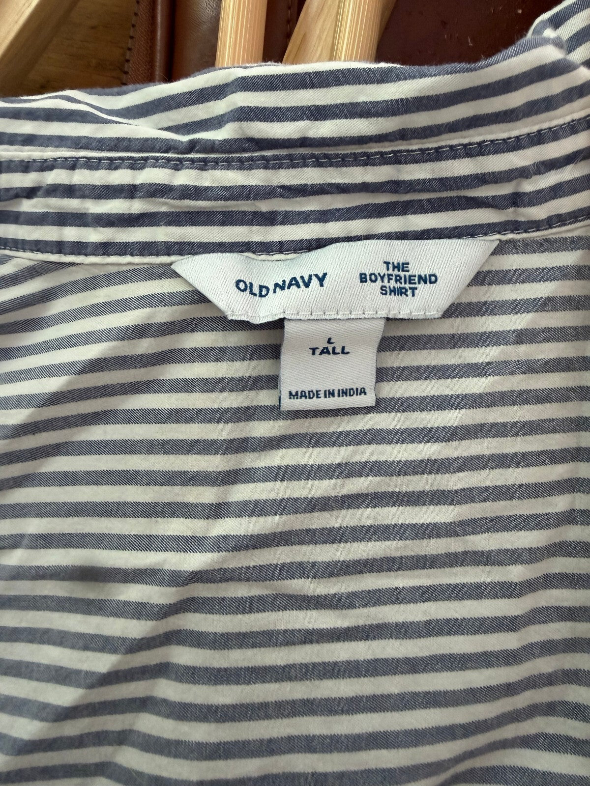 Old Navy The Boyfriend Shirt Blue White Striped Button Down L Tall Cotton
