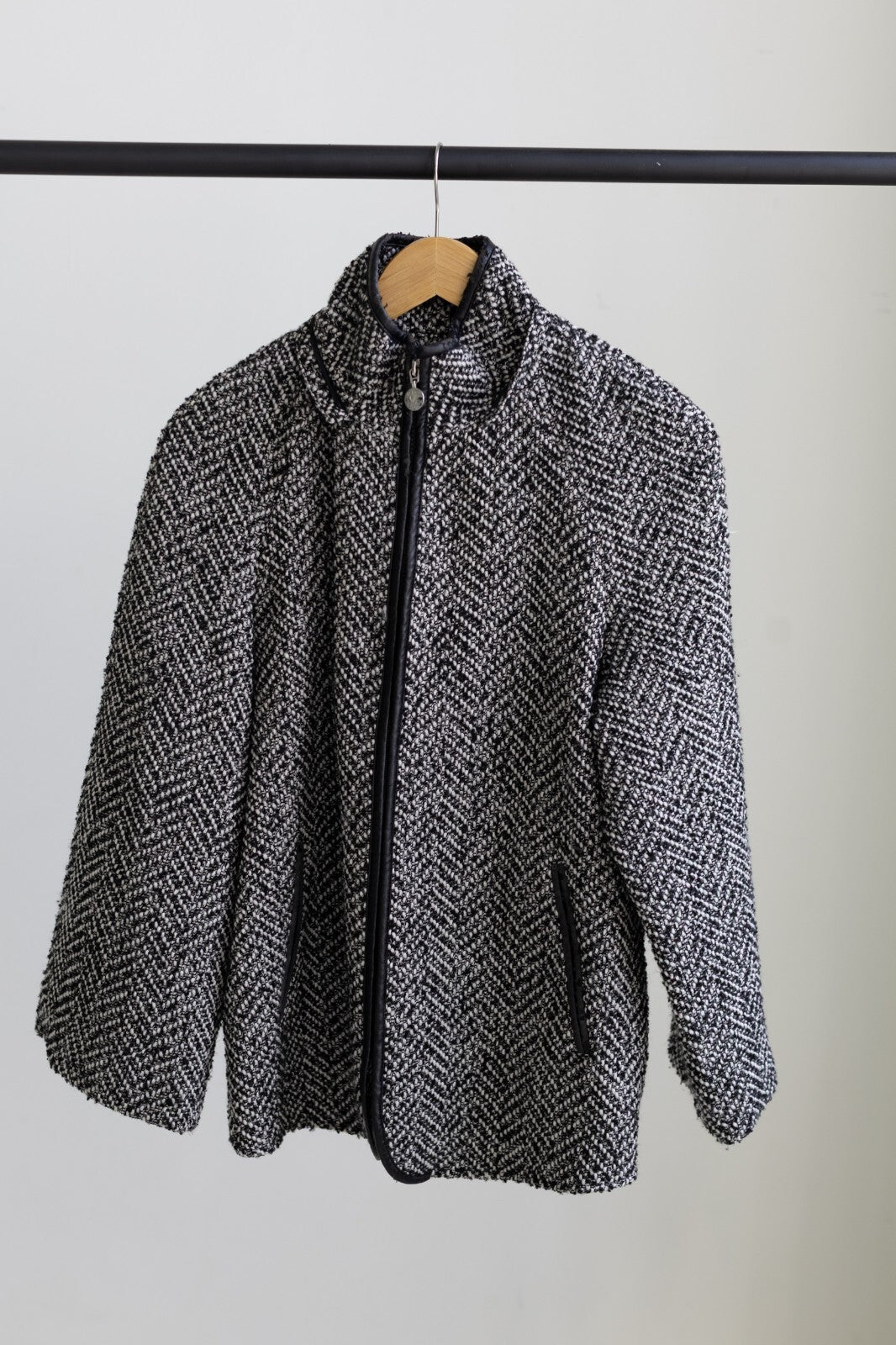 Betsey Johnson Black & White Tweed Herringbone Jacket Faux Leather Trim M