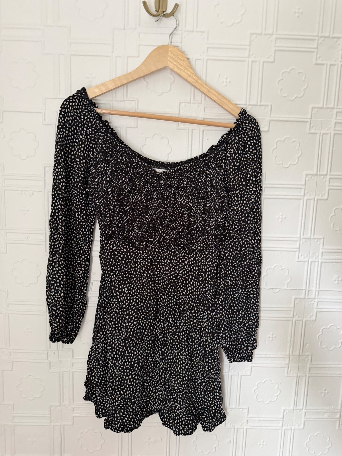 Hollister Cottagecore Black & White Speckled Smocked Mini Dress - Small