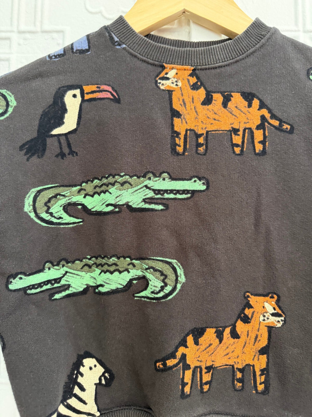 Zara Kids Safari Animal Print Sweatshirt Grey Size 4-5 Years