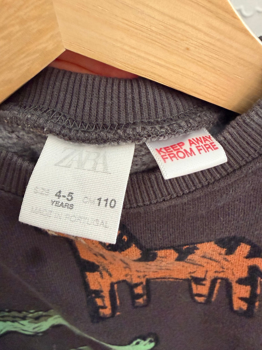 Zara Kids Safari Animal Print Sweatshirt Grey Size 4-5 Years