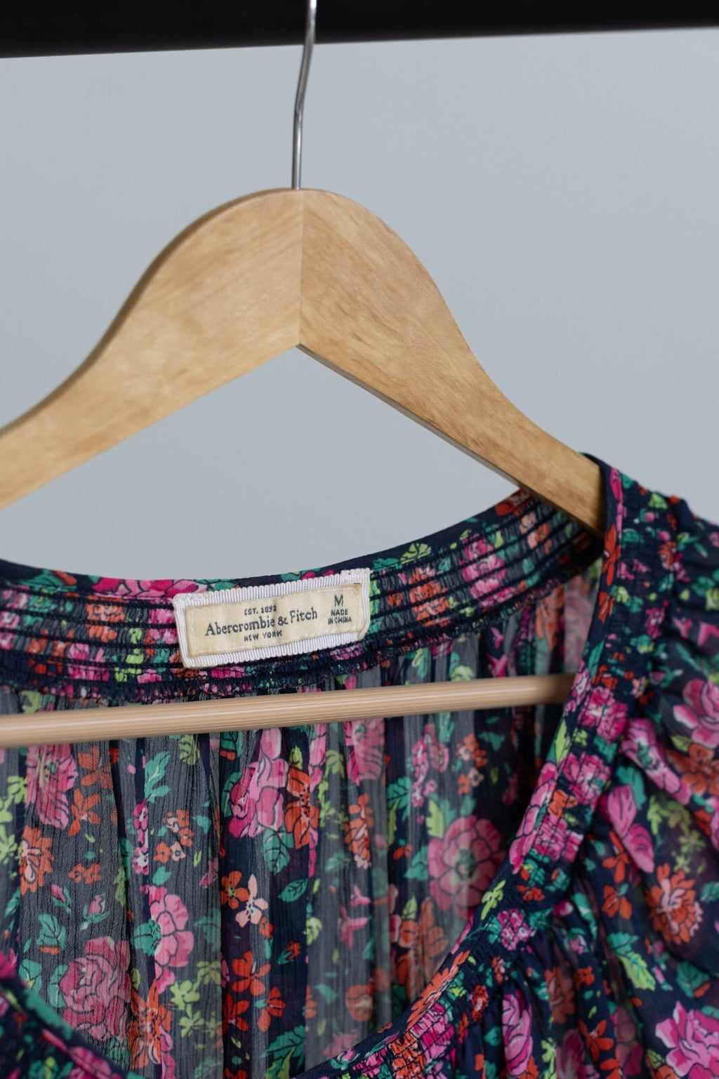 Abercrombie & Fitch Floral Peasant Top Medium Sheer Boho Blouse