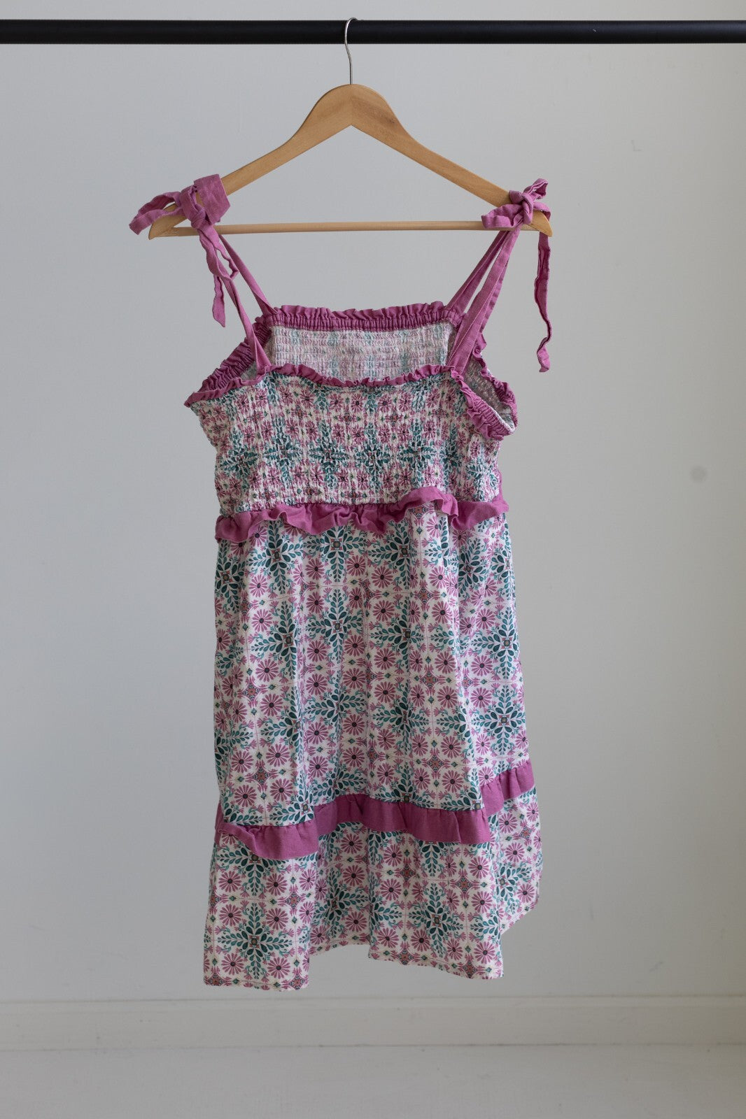 Anthropologie Smocked Floral Linen Blend Dress 2X Pink Tie Straps Ruffle Mini