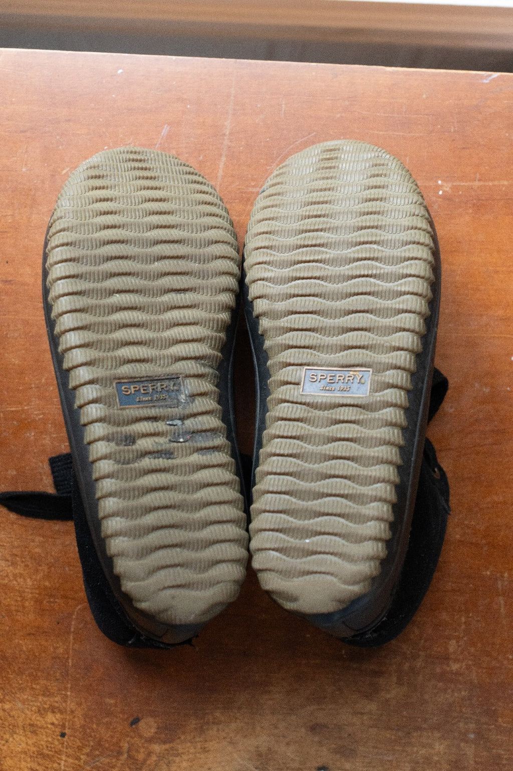 Sperry Black Duck Boots with Suede Upper and Rubber Sole