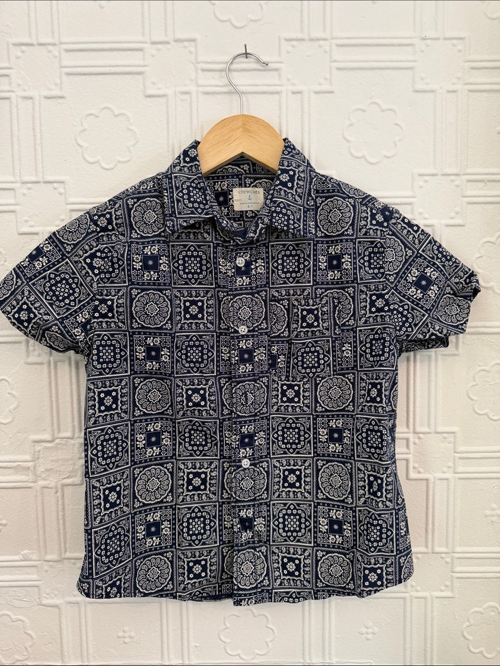 Crewcuts J.Crew Boys Navy Bandana Print Short Sleeve Button Up Shirt Size 6-7