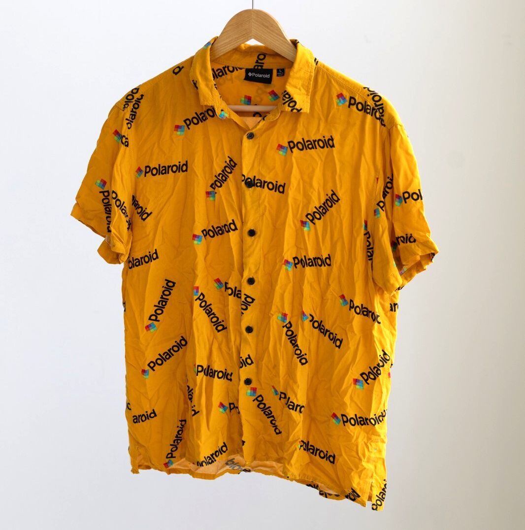 Polaroid Mens Large Yellow All Over Logo Short Sleeve Button Down Shirt Retro