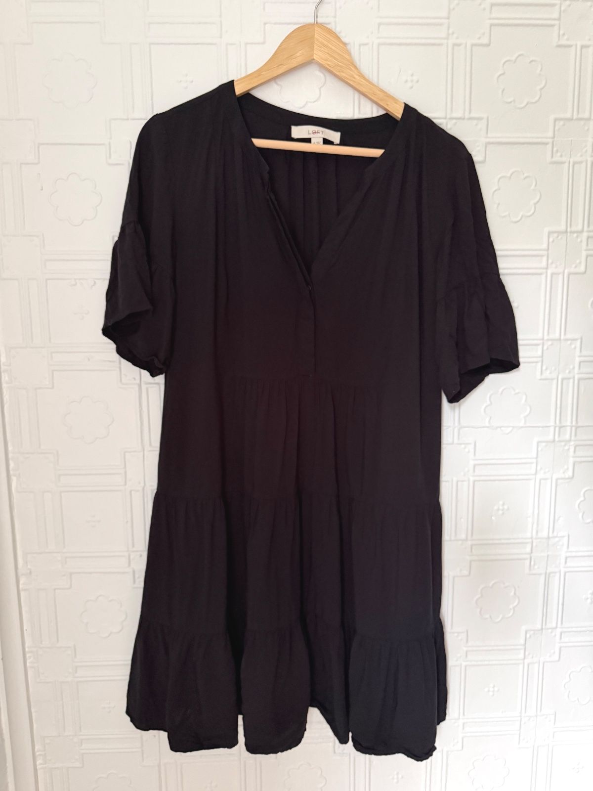 LOFT Black Tiered V-Neck Flutter Sleeve Mini Swing Dress Size Medium