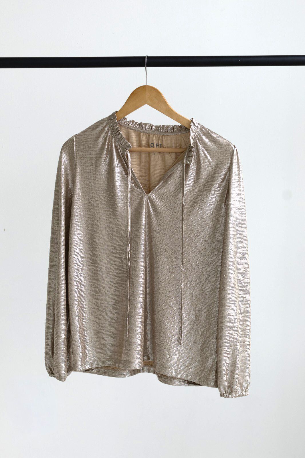 LOFT Metallic Shimmer Ruffle Tie Neck Blouse Gold Champagne Sz S