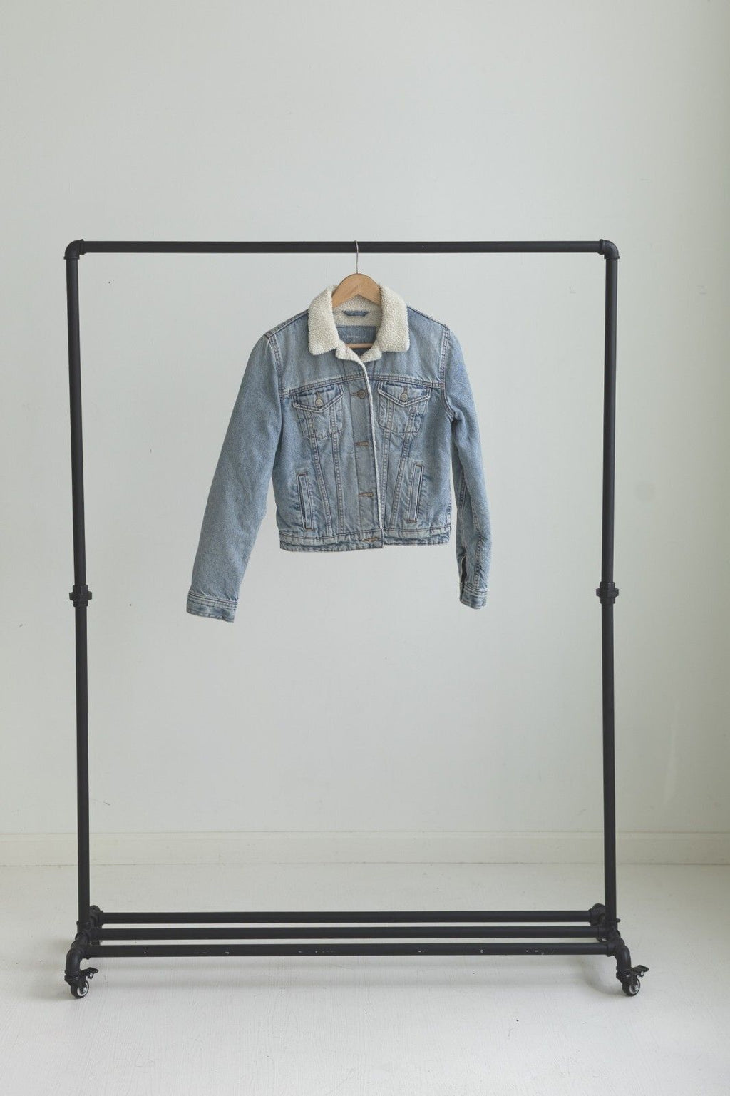 Aeropostale Sherpa Lined Denim Jacket Small Light Wash Fleece Trucker