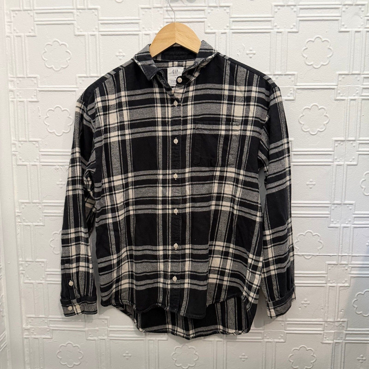 Gap Teen Size 12 Black Cream Plaid Flannel Button Down Shirt Top