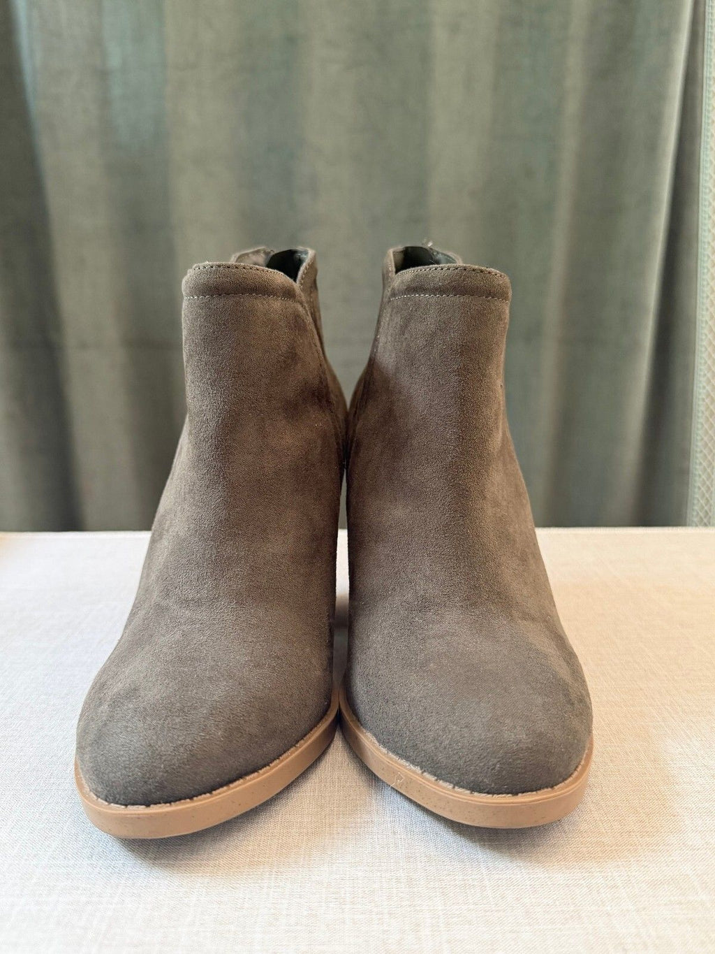 Joie Green Gray Suede Ankle Boots Block Stacked Heel Back Zip Size 6.5